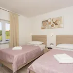 Family Friendly House With A Swimming Pool Vrpolje, - 25004 Casa de Férias *