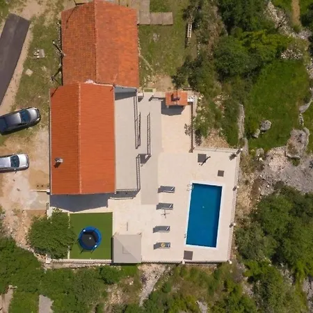 Family Friendly House With A Swimming Pool Vrpolje, - 25004 Sibenik