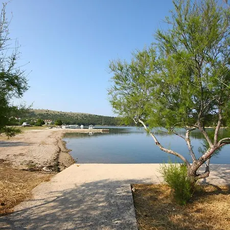 Family Friendly House With A Swimming Pool Vrpolje, Sibenik - 25004 Sibenik