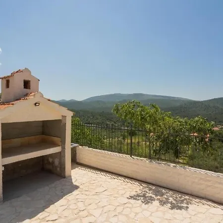 Family Friendly House With A Swimming Pool Vrpolje, - 25004 * Sibenik