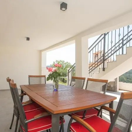 Family Friendly House With A Swimming Pool Vrpolje, Sibenik - 25004 Šibenik