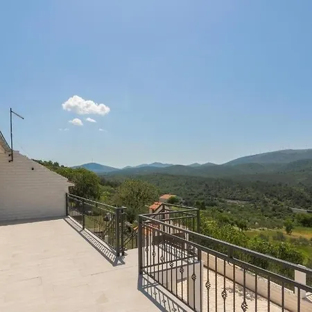 Family Friendly House With A Swimming Pool Vrpolje, Sibenik - 25004