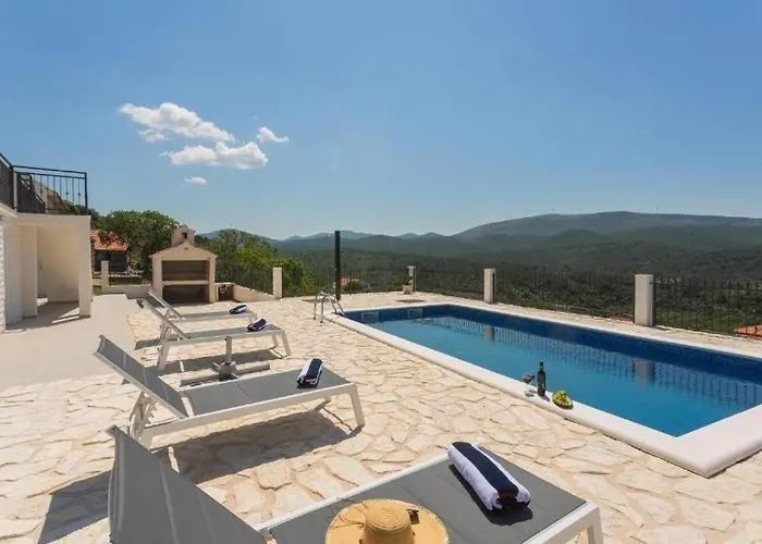 Family Friendly House With A Swimming Pool Vrpolje, Sibenik - 25004 * Sibenik
