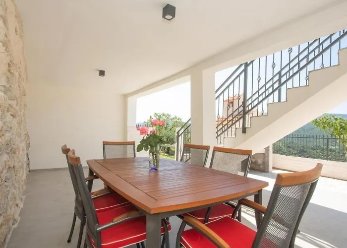 Family Friendly House With A Swimming Pool Vrpolje, Sibenik - 25004 Sibenik