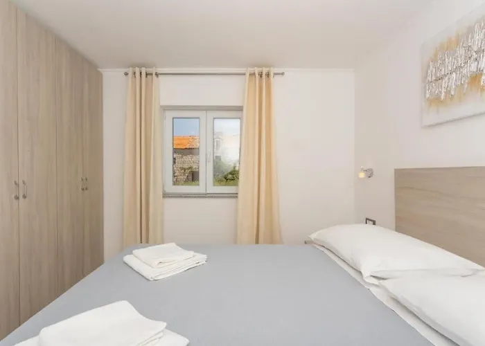 Family Friendly House With A Swimming Pool Vrpolje, Sibenik - 25004 別荘