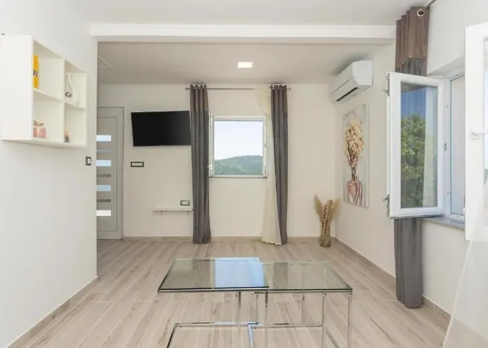 Family Friendly House With A Swimming Pool Vrpolje, Sibenik - 25004 別荘 *